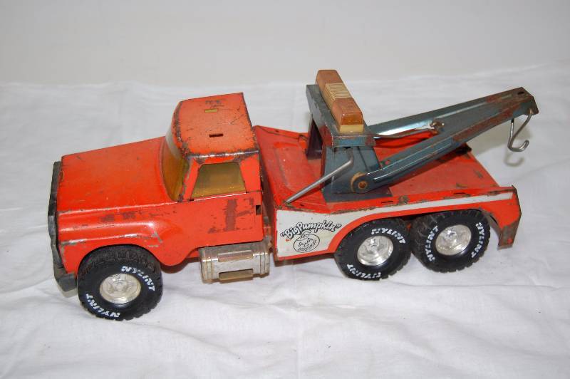 Tow Big Rig Tow Truck