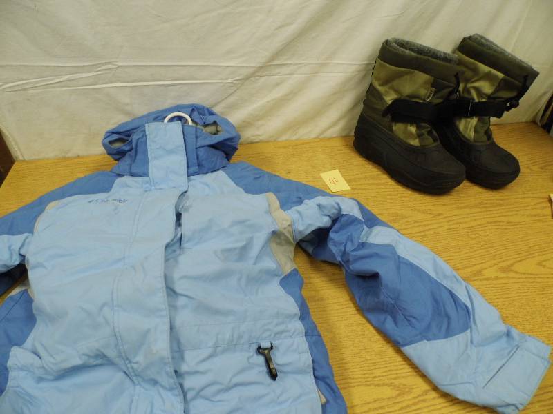 Columbia Jacket wSnow Pants - Boots