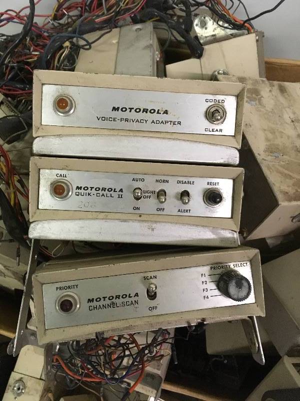 lot 8 image: Vintage Radio Lot