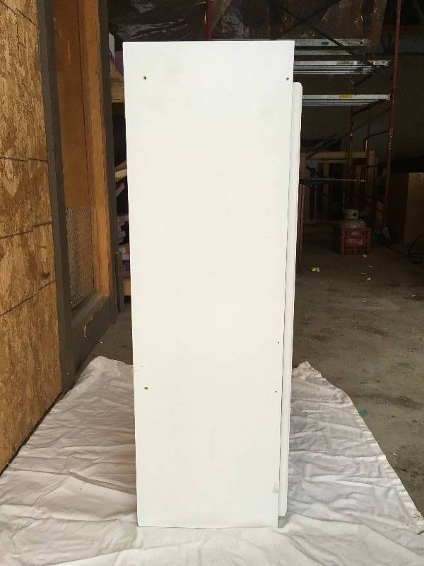 lot 11 image: Building Surplus White Wall Cabinet