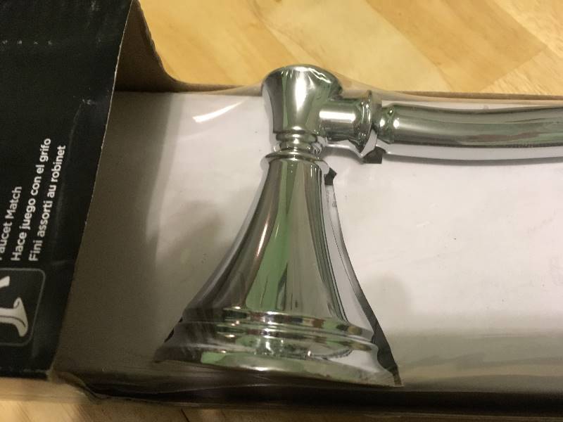 lot 26 image: Building Surplus New Delta 24 Towel Bar