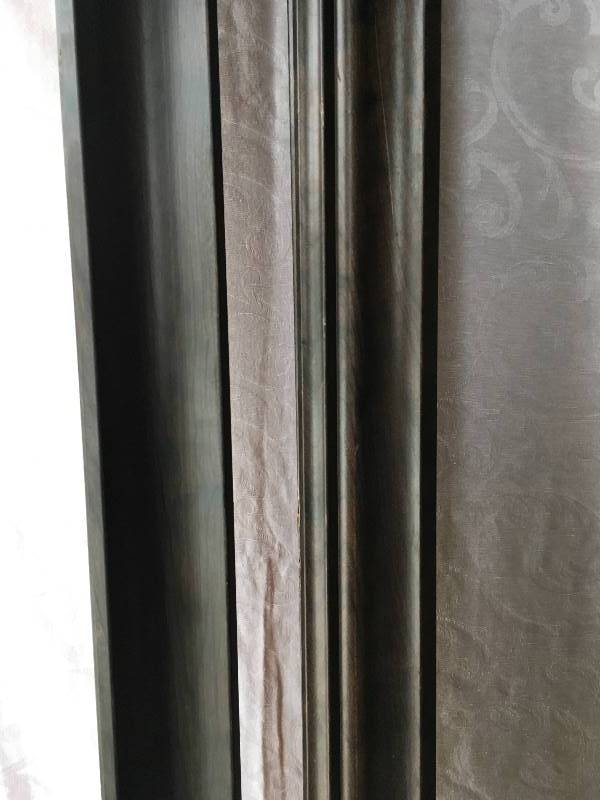 lot 46 image: Crown Molding, Dark Brown, 2 Styles