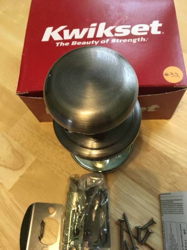 lot 37 image: Kwikset Tuscan Passage Door Handle