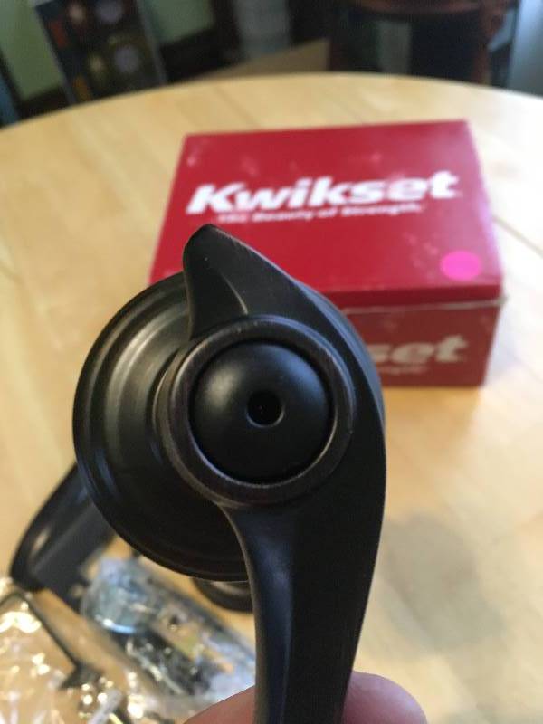 lot 40 image: Kwikset Avalon Privacy Lock