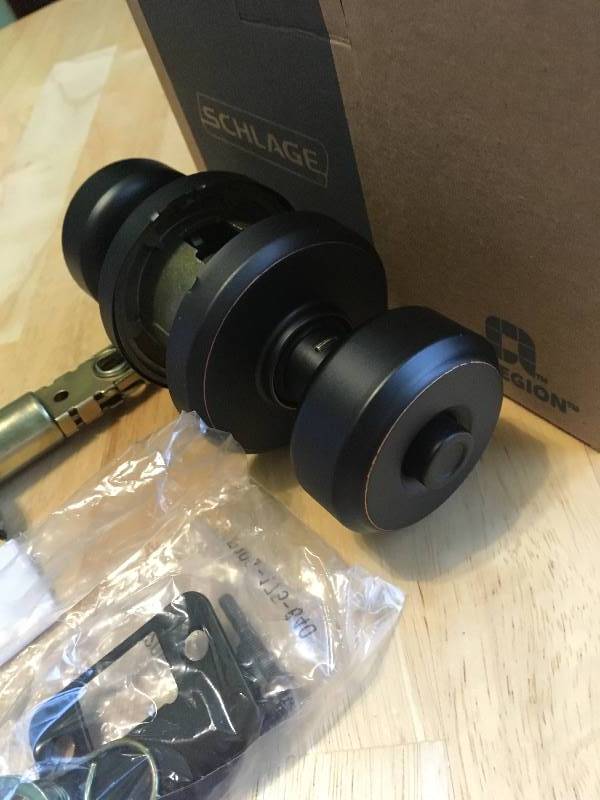 lot 41 image: Schlage Privacy Locking Door Handle