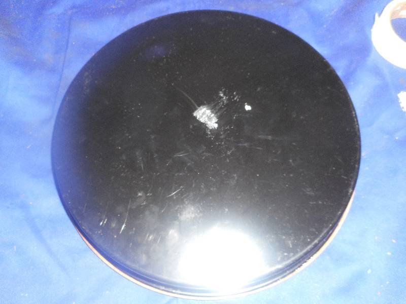 lot 5 image: COLLECTIBLE GUINESS TRAY