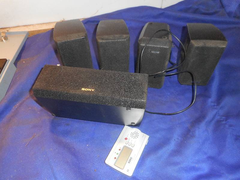 lot 29 image: SONY SURROUND SOUND SPEAKERS