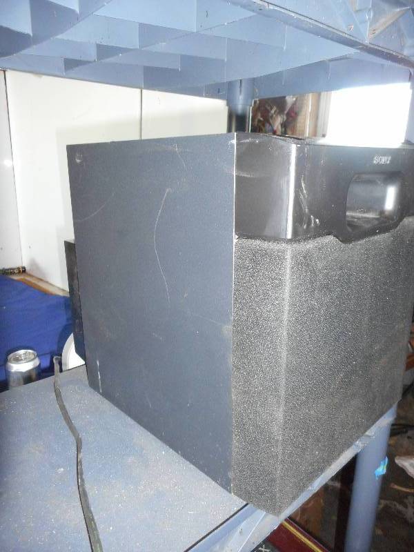 lot 52 image: SONY SPEAKER