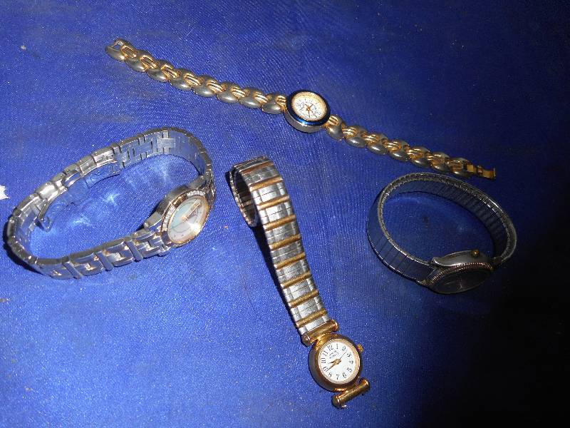 lot 80 image: CITEZEN WATCH , GITANO, ANNE KLEIN