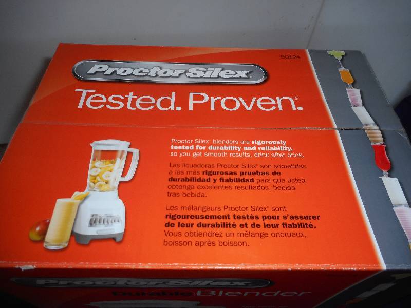lot 109 image: NEW PROCTOR AND SILEX BLENDER