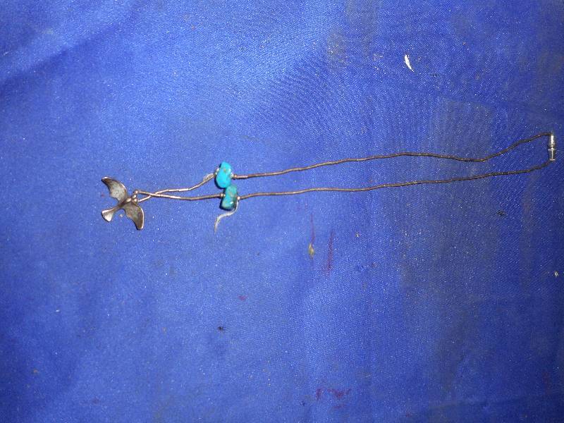 lot 131 image: VINTAGE NECKLACE