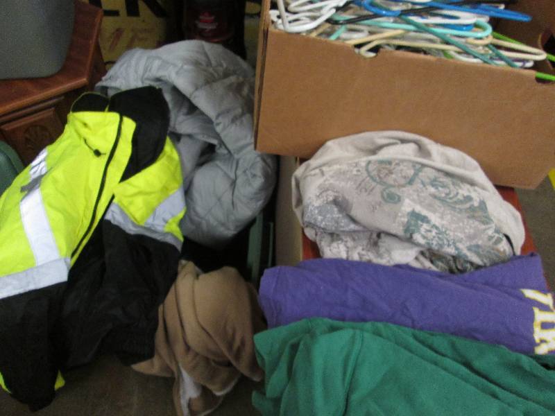 lot 2 image: Lot of Plastic Hangers, Tote of 2X ...