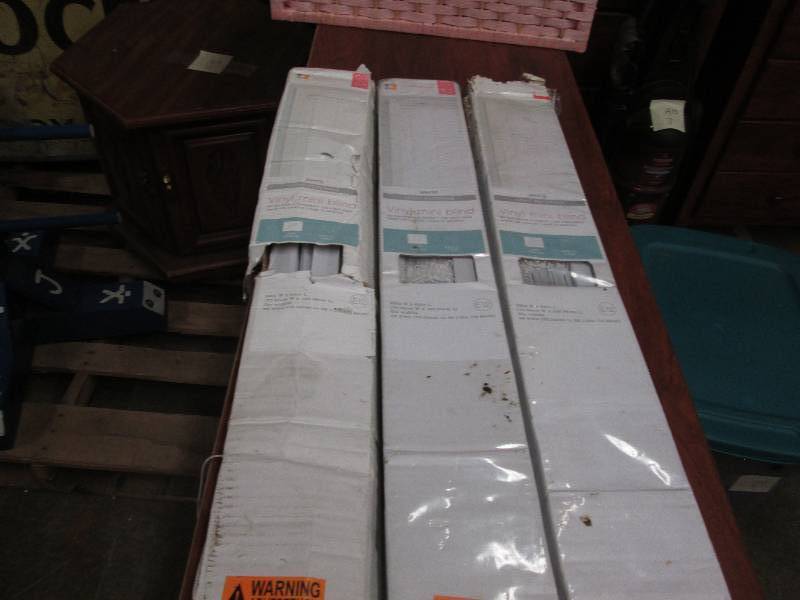 lot 14 image: Lot of 3 29x64 inch White Vinyl Mi...