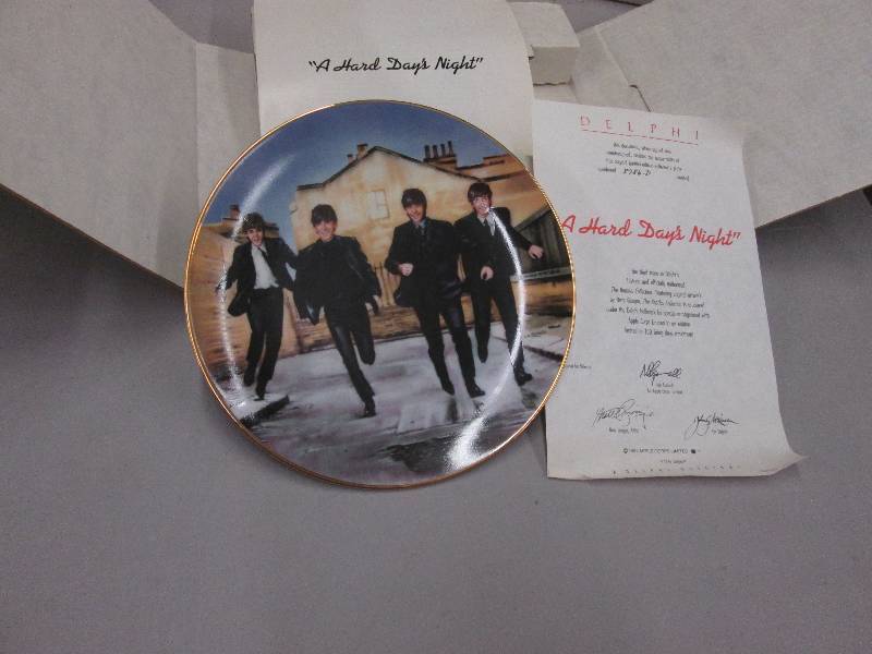 lot 34 image: Delphi The Beatles Collector Plate ...