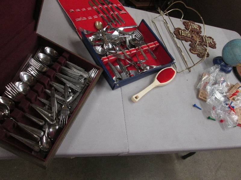 lot 77 image: Mind Teasers Games, 2 Sets of Flatw...