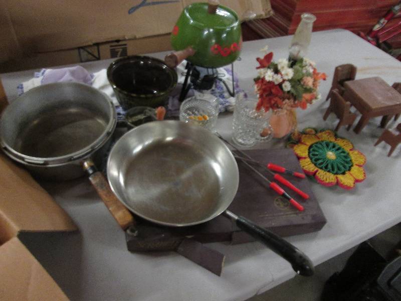 lot 117 image: Doll Dining Set, Fondue Set, Scrabb...