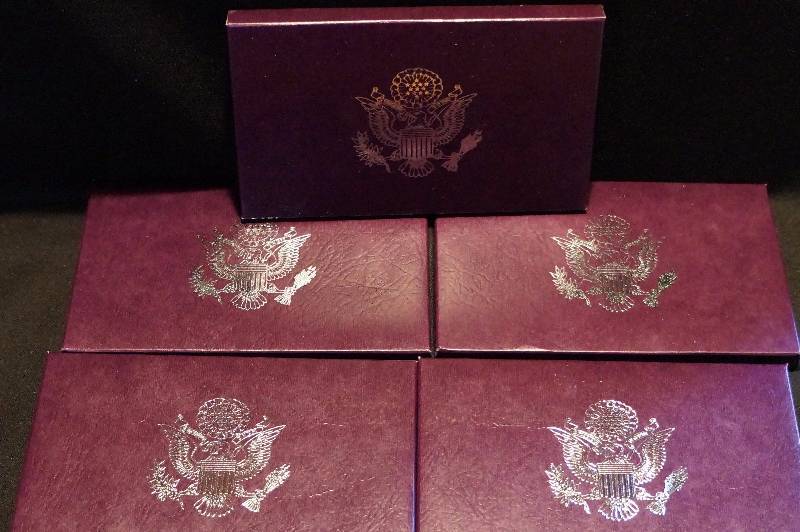 1987 Box of (5) United States Proof Sets
