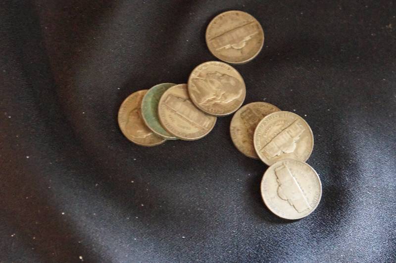 (8) Silver War Nickels