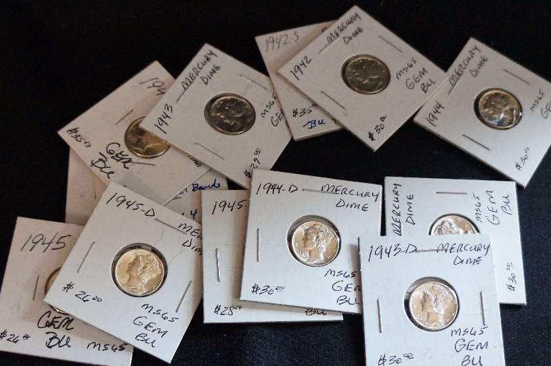 Lot of 13 Mercury Dimes
