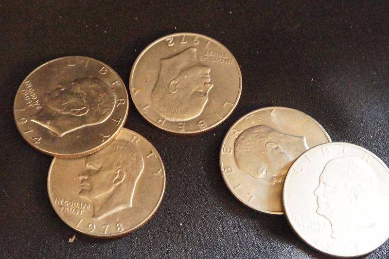 (5) Eisenhower Dollars