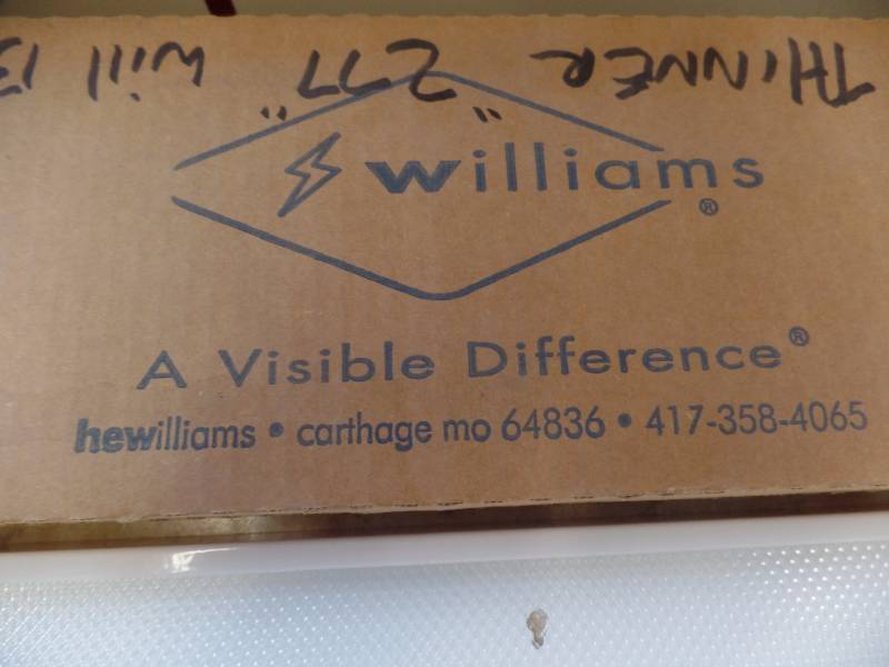 Under Cabinet Light Fixtures
