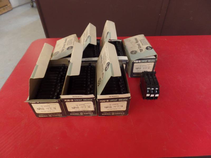 Plug In Circuit Breakers