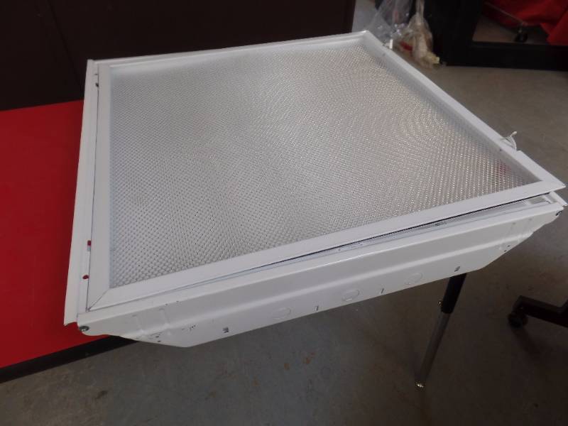 Recessed Fluorescent Luminaire