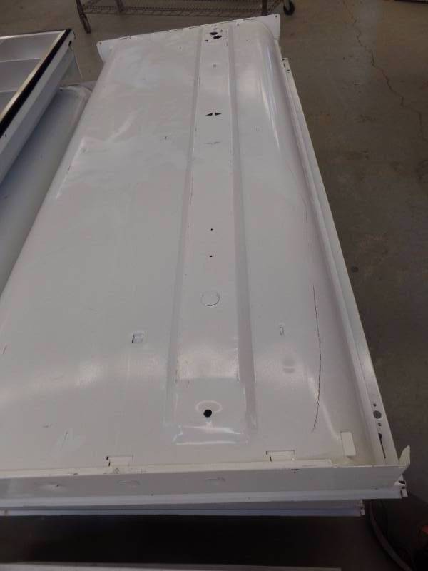Recessed 3 Bulb Troffers