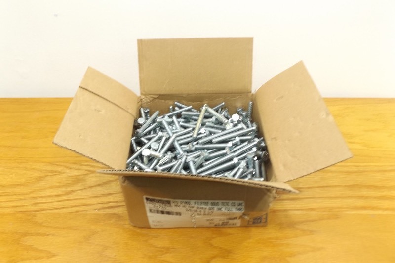 Qty x (300) 38-16 x 3 12 Grade 5 Full Thread Coarse Hex Cap Screw Steel Zinc