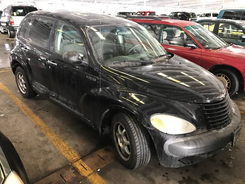 lot 27 image: 2001 Chrysler PT Cruiser Limited