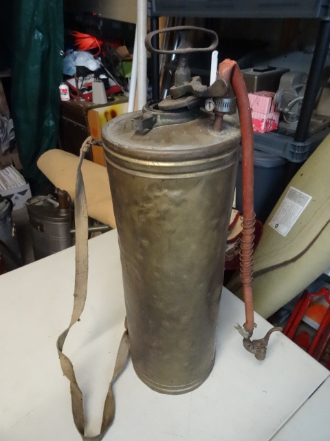 lot 47 image: Vintage brass pressurized can...