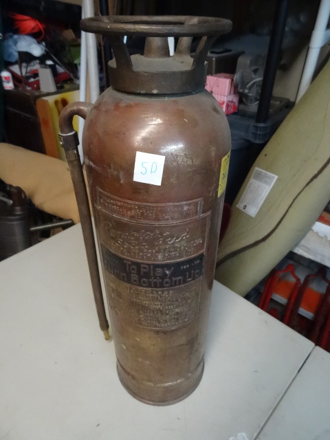 lot 50 image: Vintage Randolph Soda acid Fire ext...