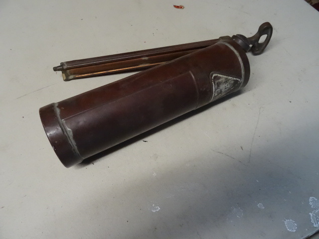 lot 60 image: Vintage small copper fire extinguisher