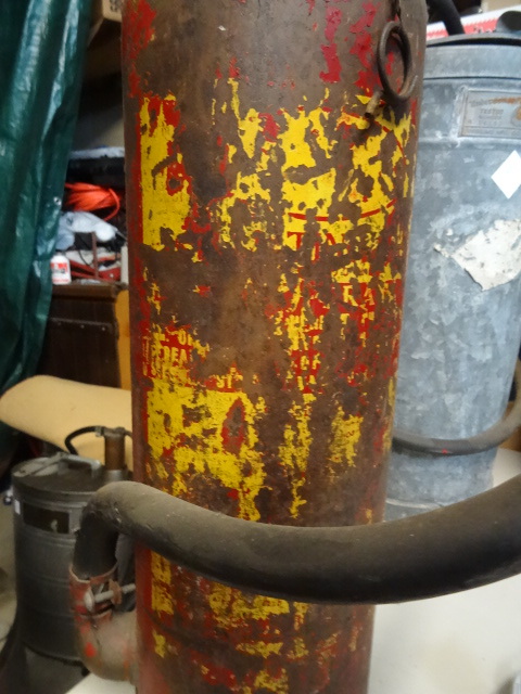 lot 74 image: Vintage fire extinguisher