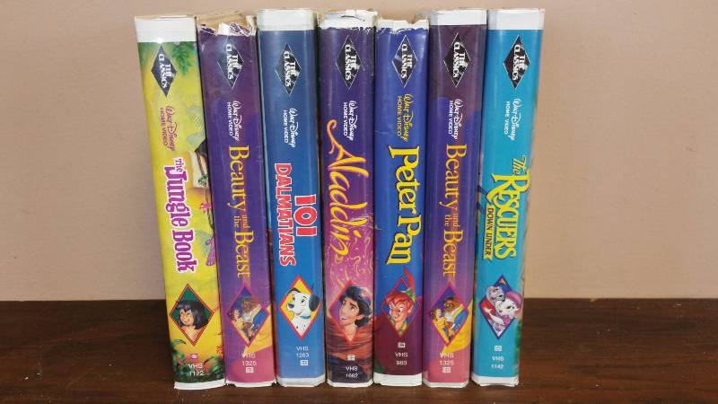lot 155A image: Walt Disney Classics Black Label