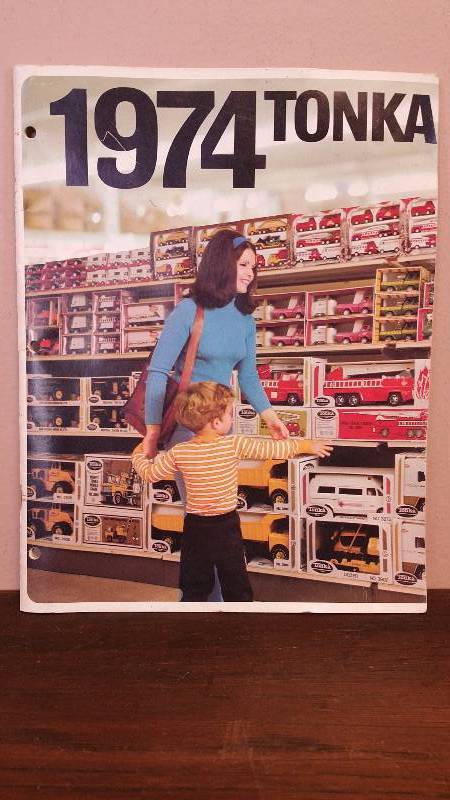 lot 189 image: 1974 Tonka Toy Catalog
