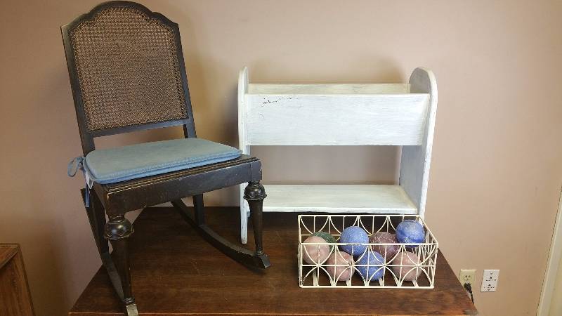 lot 235 image: Wood Planter Bocce Ball