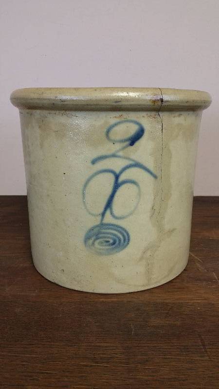 lot 6 image: 2 Gallon Red Wing Lazy Eight Target Salt Glazed Crock