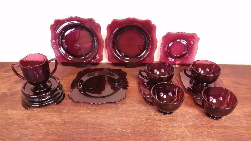 lot 20 image: Vintage Black Amethyst Plates, Cups, Saucers, Etc.
