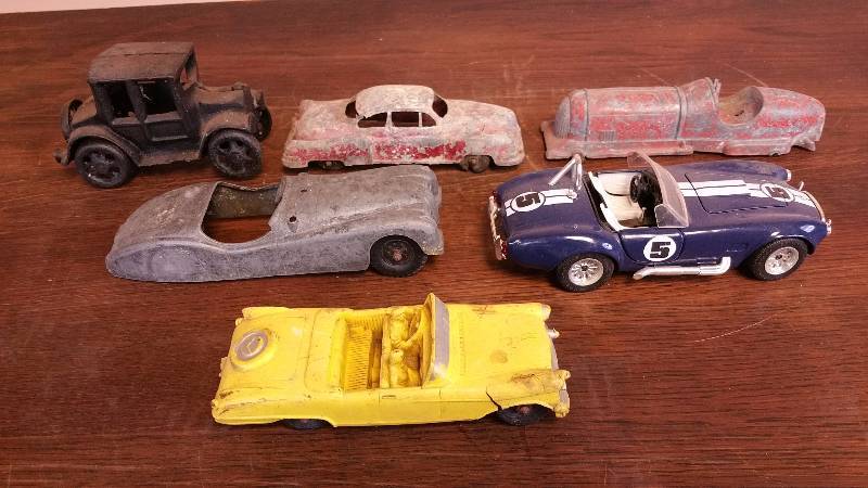 lot 79 image: Hubley, Structo, Majorette, Cars, Etc
