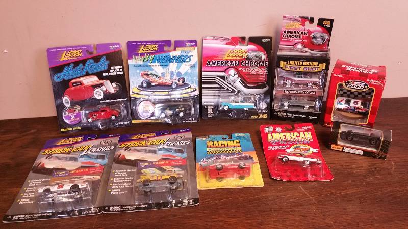 lot 87 image: Johnny Lightning 164 and Misc.
