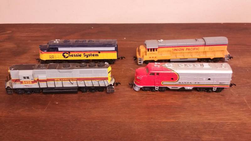 lot 93 image: Bachmann HO Scale Train Engines