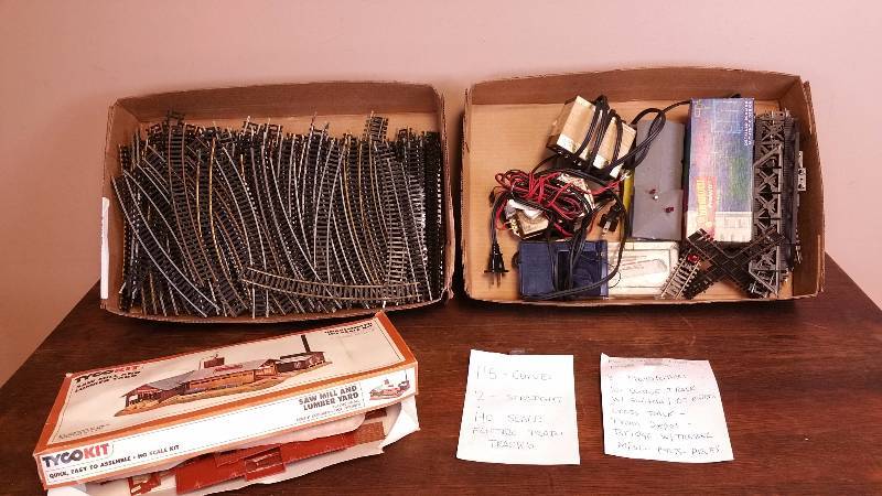 lot 94 image: Tyco Saw Mill and Lumber Yard, HO track, and Etc.