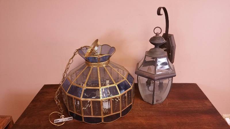 lot 114 image: Hanging Light & Outdoor Light