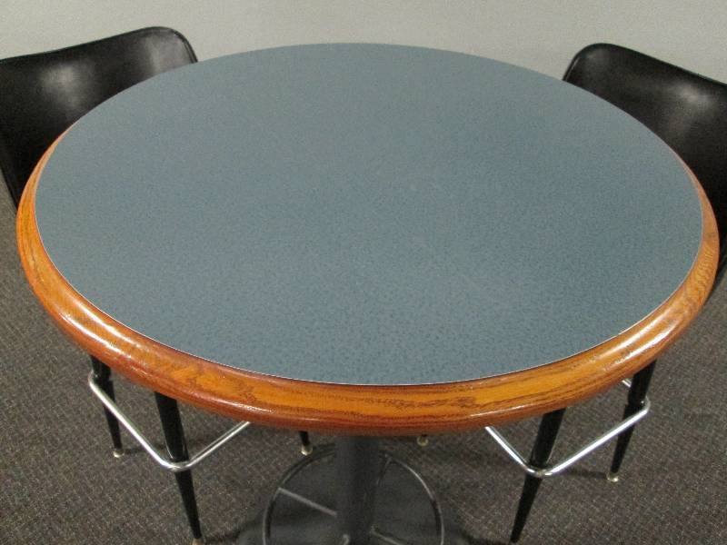 lot 2A image: Bar  Restaurant High Top Table