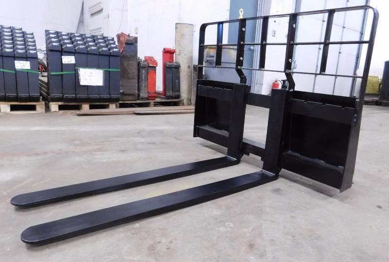New Skidsteer Quick Attach Pallet Forks Plate