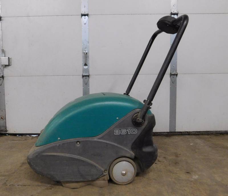 Tennant 3610 Walk Behind Sweeper