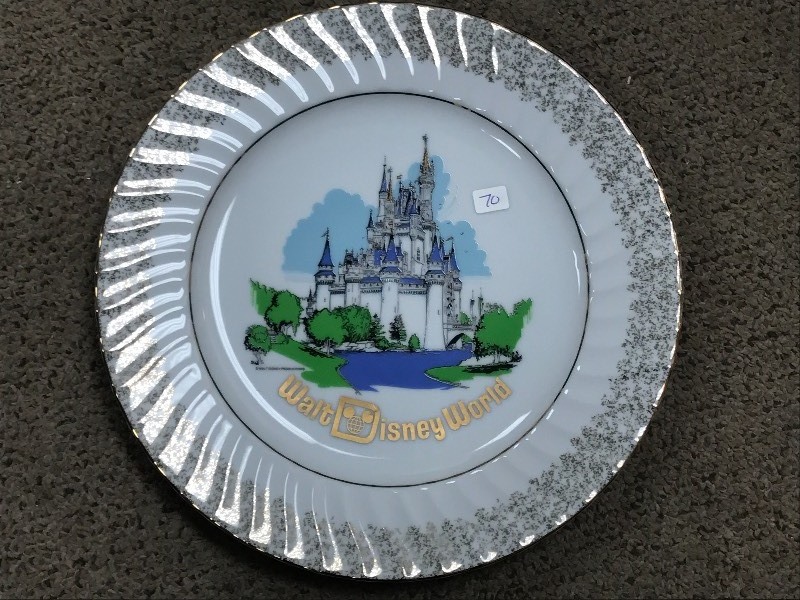 Walt Disney World Collectors Plate-...