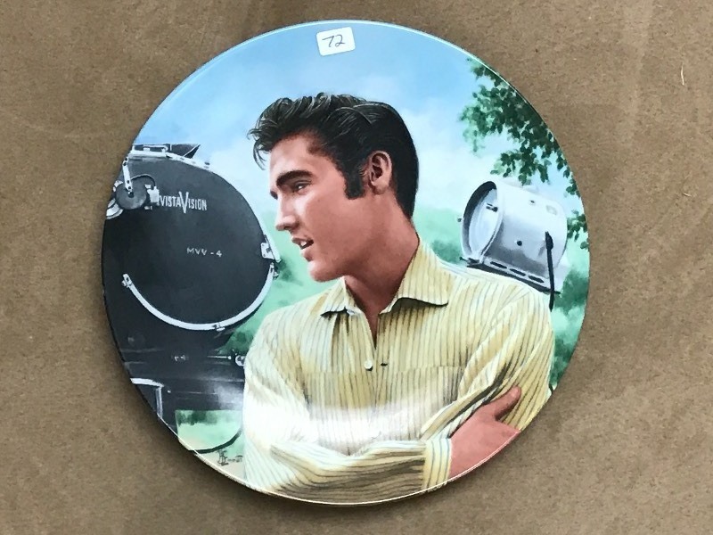 1990 Elvis Presley Collectors Plate...