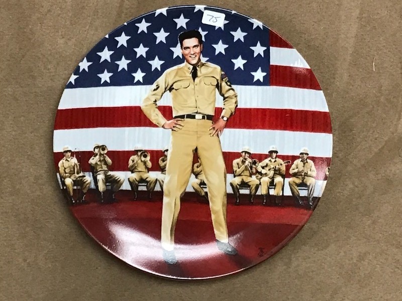 1992 Elvis Presley Collectors Plate...